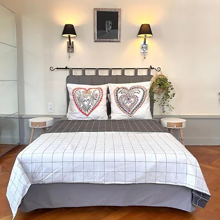 Carla's Residences F1 Hyper Centre 公寓 *