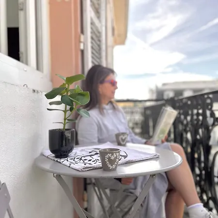 Carla's Residences F1 Hyper Centre *